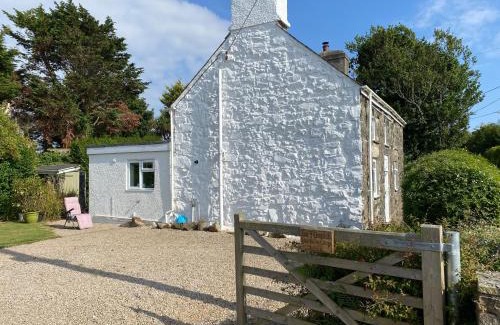 Edern House | Tan Y Goeden