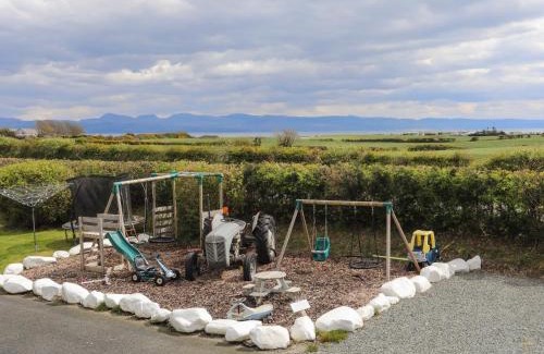 Rhyd-y-clafdy House | Tan Yr Allt