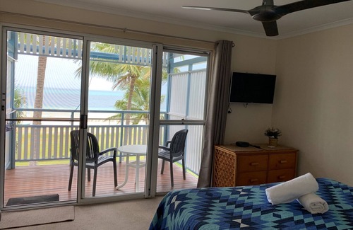 Brisbane Waterfront Villa | Tangalooma Resort Villa 19 Beachfront Villa Moreton Island
