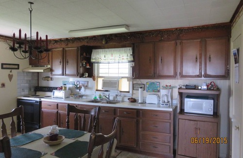 Tangier House | Tangier Island three bedroom house near the beach.