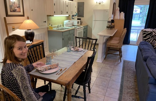 Southern Pines Apartment | Tanglewood Farm -Horse & Hound Suite 1 BR/2BA Private Apt on Horse Farm