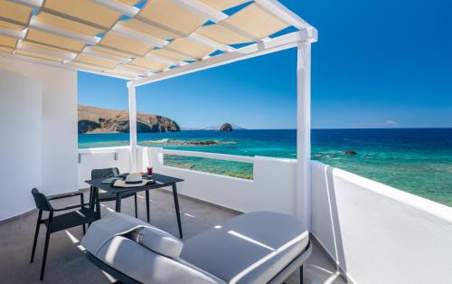 Apollonia House | Tania Milos