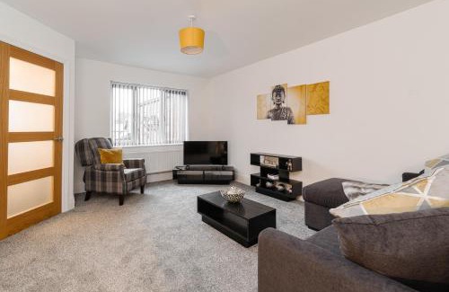 Freckleton Apartment | Tannery House - 3 Bedrooms, Parking, Wi-Fi, Garden