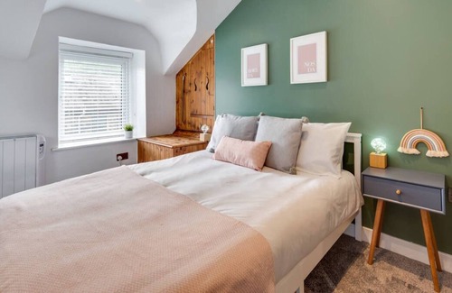 Dinas Mawddwy House | Tanyrallt in Dinas Mawddwy