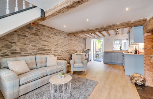 Dinas Mawddwy House | Tanyrallt - Two Bedroom House, Sleeps 4