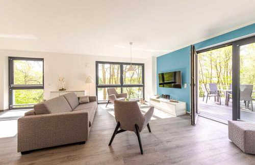 Krakow am See Apartment | Tao-Suite mit Seeblick, Balkonterrasse & Sauna