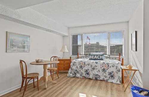 Morehead City Apartment | Tar Landing Villas 306