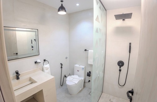 Al Faisaliyah Hotel | tara plus hotel