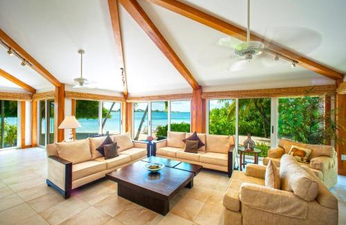 Rum Point House | Tarasand home