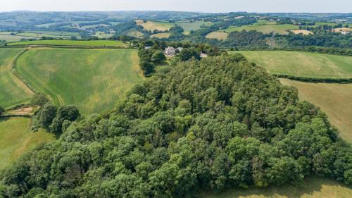 Westleigh Ski Chalet | Tarka Woodland Cabin