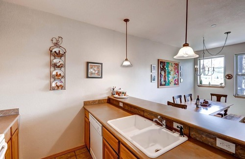 Frisco Condo | Tarn Landing C-5 1 Bedroom Condo by RedAwning