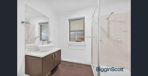 Tarneit House | Tarneit Treasure