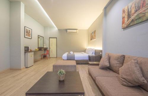 Pak Phraek Hotel | Tarnsiri Boutique Resort