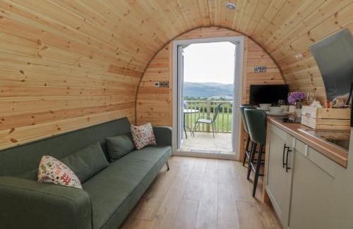 Tywyn House | Tarrenhendre Pod