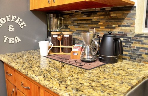 Tumwater House | Tartan Tango - 2BR family rambler near Tumwater HS - low fees