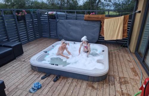 Kambja Villa | Tartu Pajuoja saunamaja