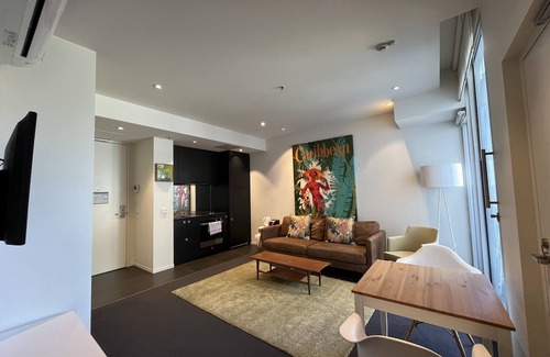 Walkerville Apartment | Tasha's Apartments on Warwick