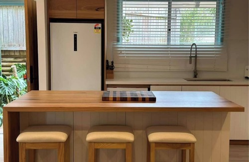 Caves Beach Villa | Tasmans Hideaway - Stunning villa close to Caves B