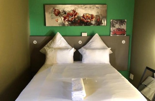 Kempton Park House | Tassili Lodge
