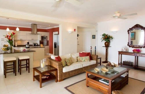 St. Lawrence Gap Villa | Tasteful And Spacious Interiors