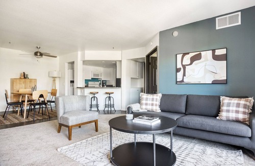 Studio City Apartment | Tasteful Studio City 2BR w/Pool, Gym & W/D, nr Olive Ave, by Blueground
