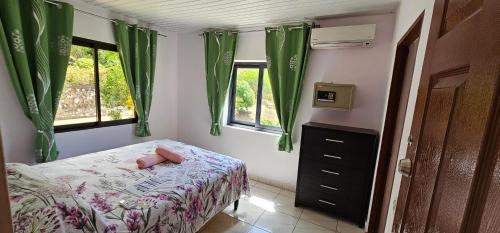 Taiohae Bed & Breakfast | Tatamai