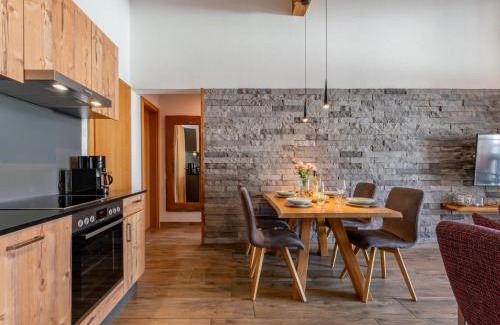Piesendorf Apartment | Tauern Suites Mitterwirt TOP 223