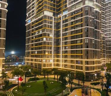District 9 Apartment | TaVaLa