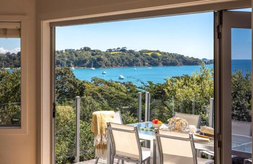 Oneroa House | Tawa Cottage - Coast & Country
