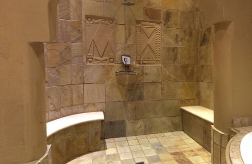 Centurion Hotel | Tayfin Royale Hotel & Restaurant