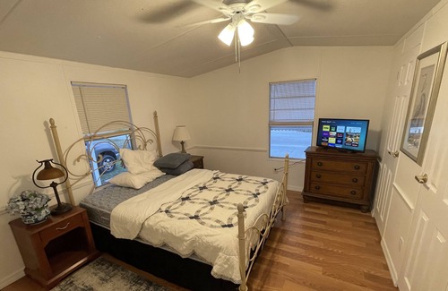 Okeechobee Cottage | TAYLOR CREEK RIVER COTTAGE by the boat ramp (UNIT 4) by RedAwning