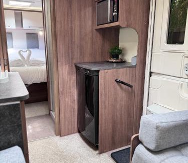 Seisdon House | Tayys Inn Luxury Camp
