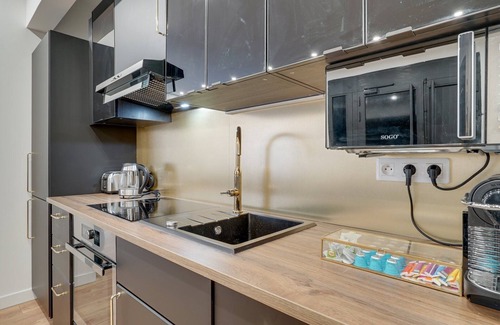 Petit-Ivry Apartment | TBS 20 - Superb modern and spacious apartment