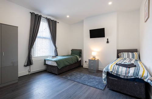 Anfield Bed & Breakfast | TCO Luxury House
