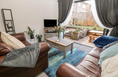 South Charlton House | Teàrlach House