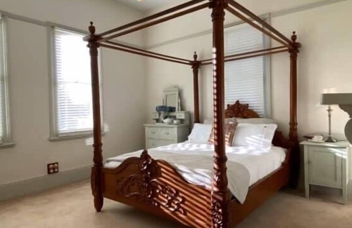 Blayney Bed & Breakfast | Te Rata House - All 6 Rooms
