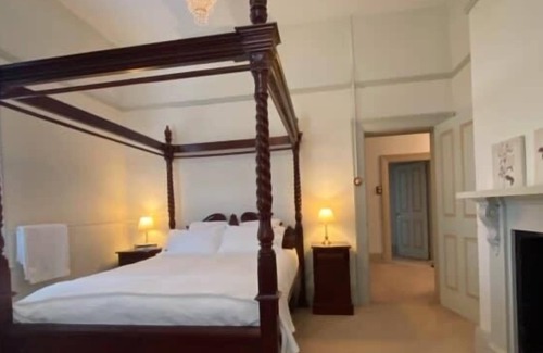 Blayney Bed & Breakfast | Te Rata House - All 6 Rooms