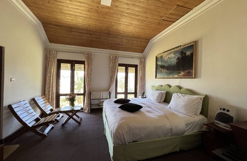 Nuwara Eliya House | Tea Bush Hotel - Nuwara Eliya