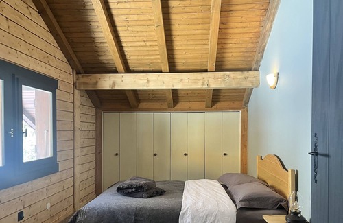 Station de Drouzin le Mont Ski Chalet | Tea Cedar Lodge - Chalet in the heart of nature