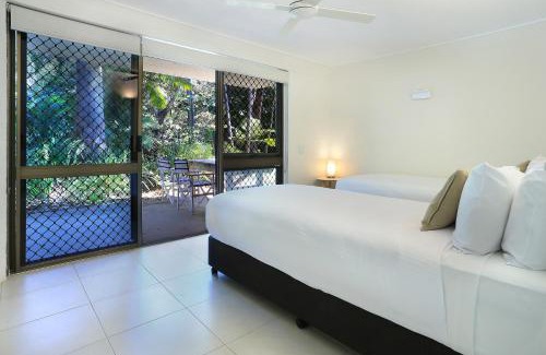 Noosa Heads Apartment | Tea Trees