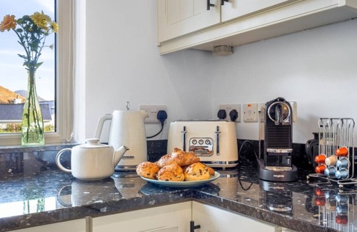 Clifden House | Teach Eile, on the outskirts of Clifden