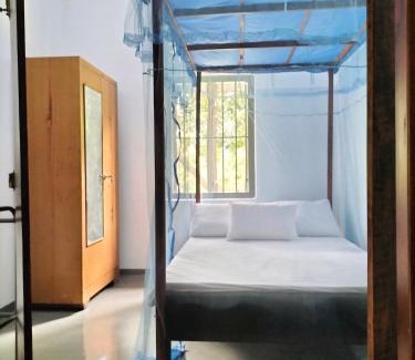 Talalla Apartment | Teak Shade Villa