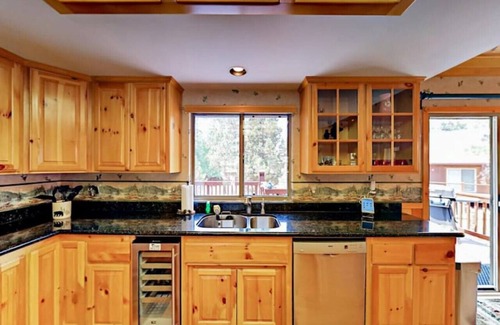 Eagle Mountain Estates House | Teakwood · 3-BR SPA, fire pit, Quiet, AC, centrally located
