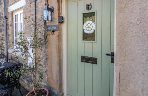 Middleham House | Teal Cottage