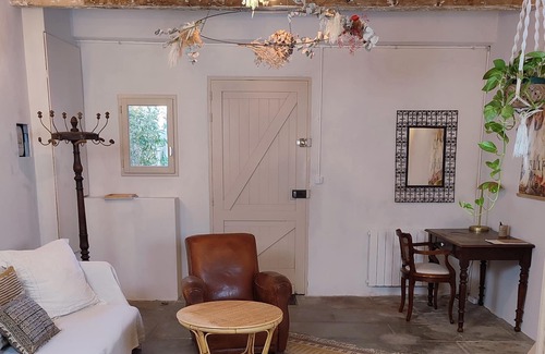 Alignan-du-Vent House | Teepee House