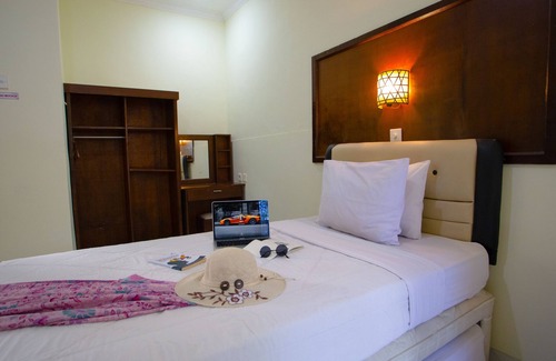 Raya Kuta Hotel | Teges Inn Kuta