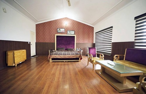 Chamba Hotel | Tehri Club and Resorts