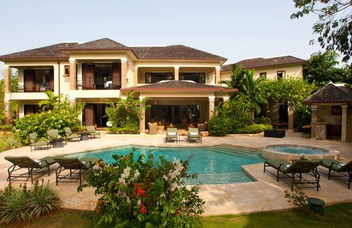 Montego Bay Villa | Tek Time Golf Villa on Cinnamon Hill - Luxury Full Staffed Home