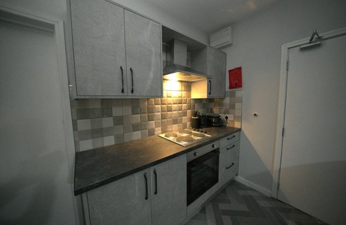 Telford Apartment | Telford Tranquility Apartment Flat 3 for 4 Guests