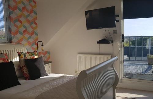 Peacehaven Bed & Breakfast | Telscombe Cliffs Bed and Breakfast
